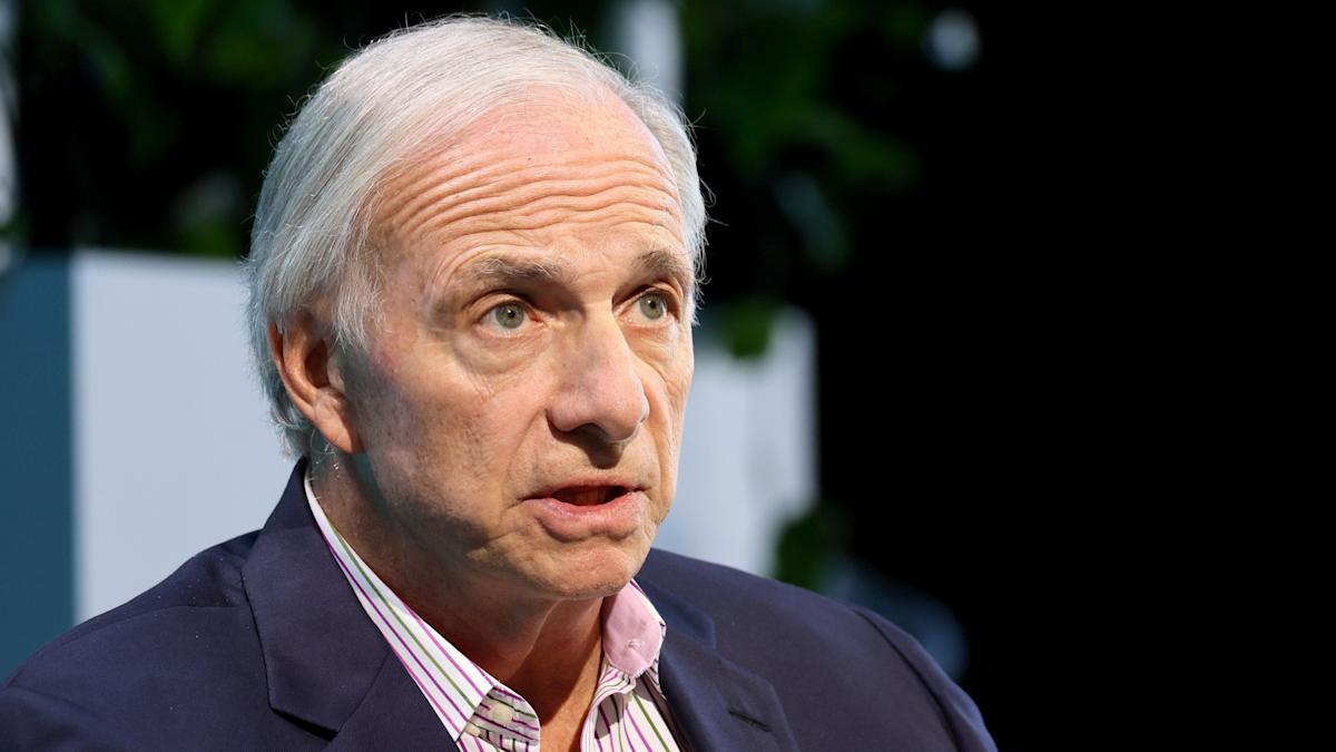 Ray Dalio says America is in a โdebt death spiralโ and the war with Iran could make it worse. How to protect your assets Ray Dalio says America is in a โdebt death spiralโ and the war with Iran could make it worse. How to protect your assets