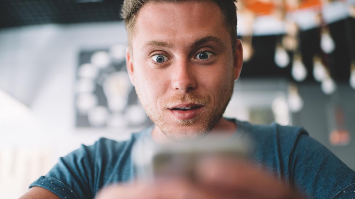 Someone accidentally deposited 0K into my bank account. Should I keep the money and use it to pay off my debt? Someone accidentally deposited 0K into my bank account. Should I keep the money and use it to pay off my debt?