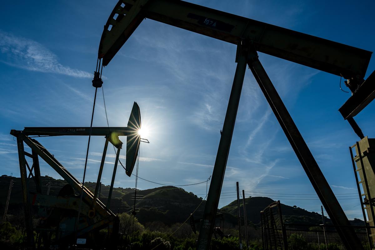 You can trade oil futures. What to know before you start.