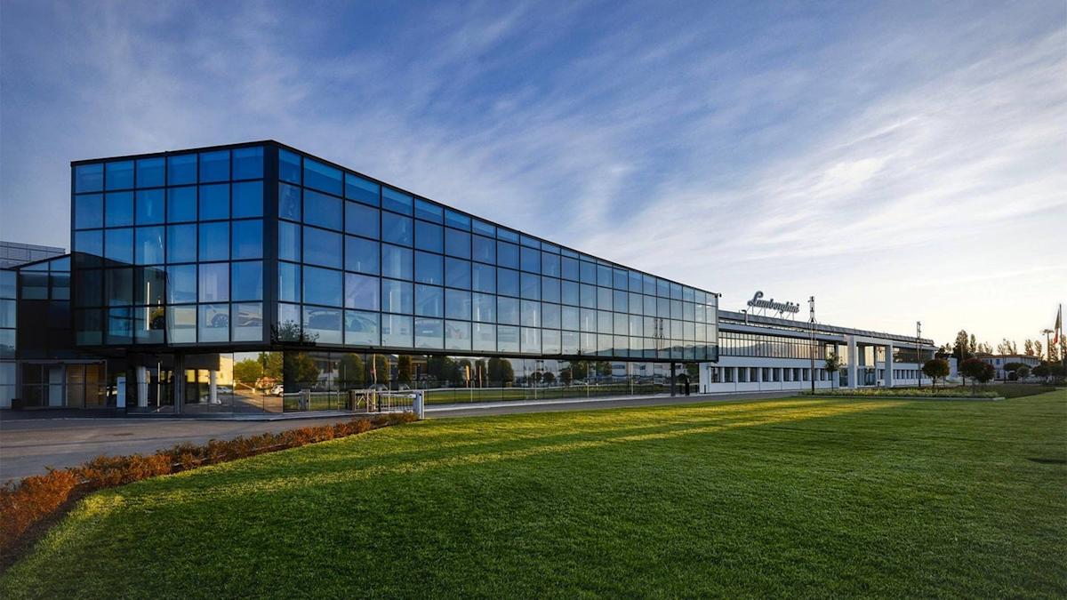 Lamborghini posts 3.3% revenue rise in 2025 but operating profit falls