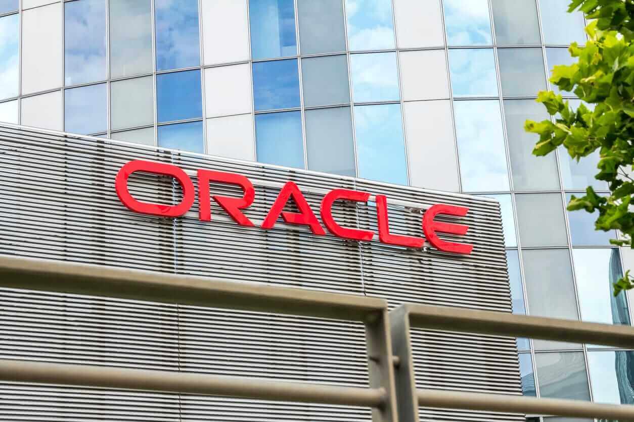 As Oracle Reveals Higher Restructuring Costs, Should You Still Buy ORCL Stock or Stay Far Away?