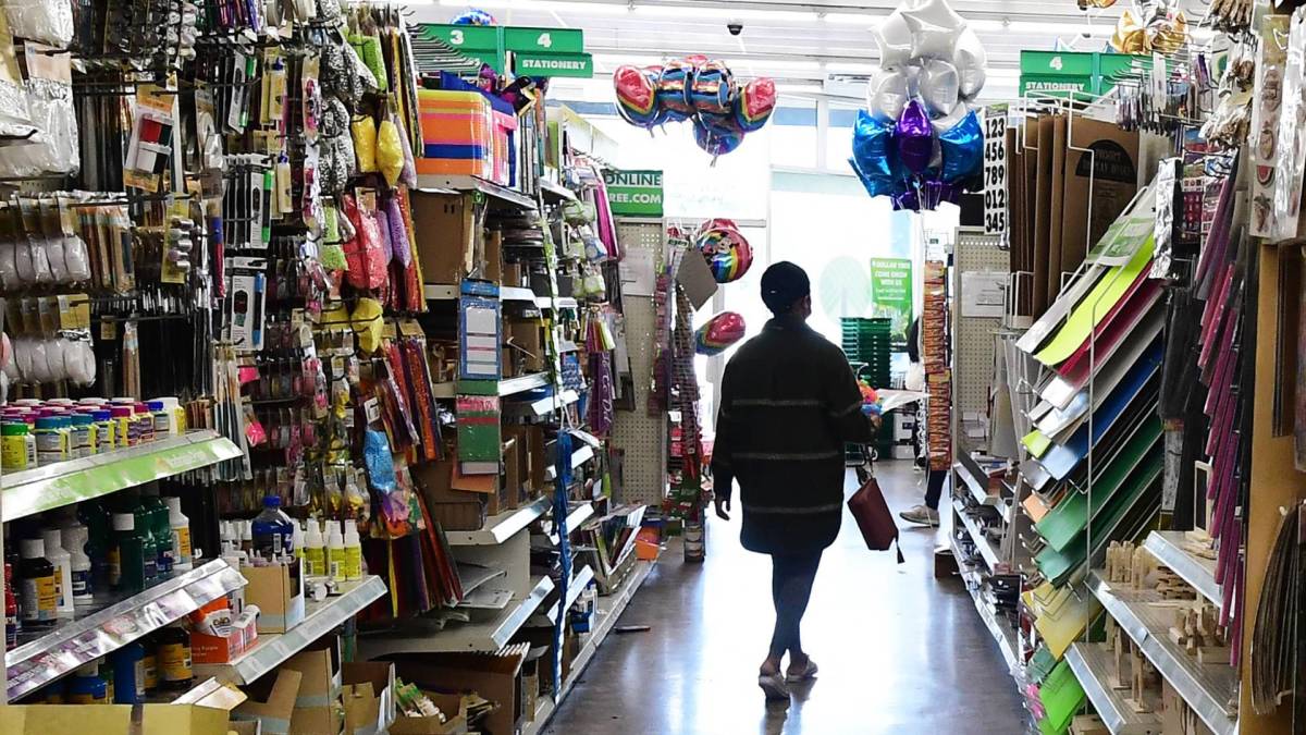 Discount chain closes over 75 stores and raises prices Discount chain closes over 75 stores and raises prices