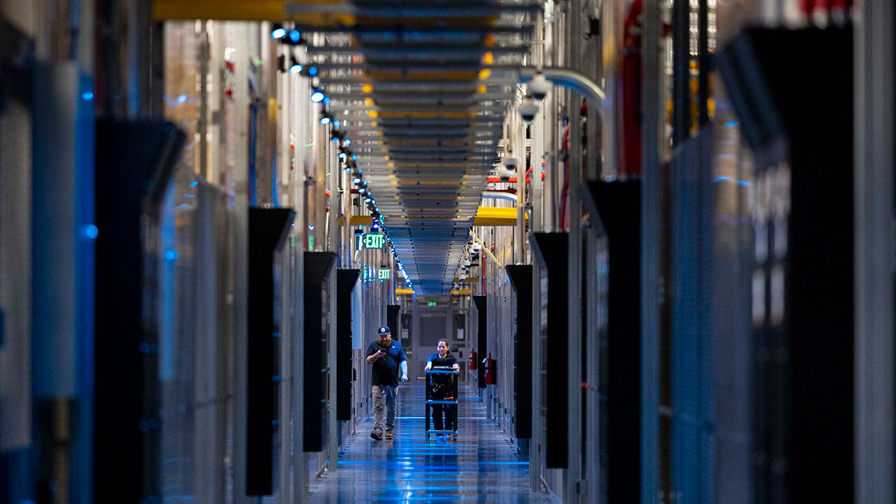 Google invests B in North Carolina data center expansion Google invests B in North Carolina data center expansion